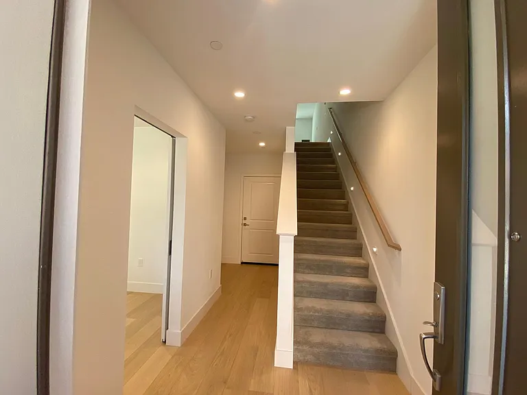 15314 McCobb Dr — Photo 2