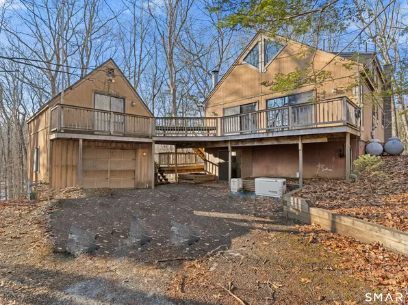 134 Janeway Drive, Guilford, CT 06437