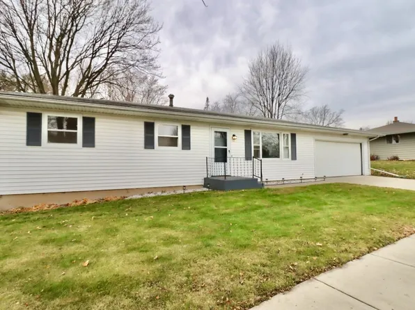 139 High St, Clinton, WI 53525