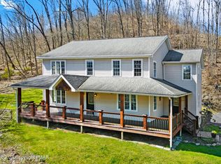 1164 Hillside Dr, East Stroudsburg, PA 18301