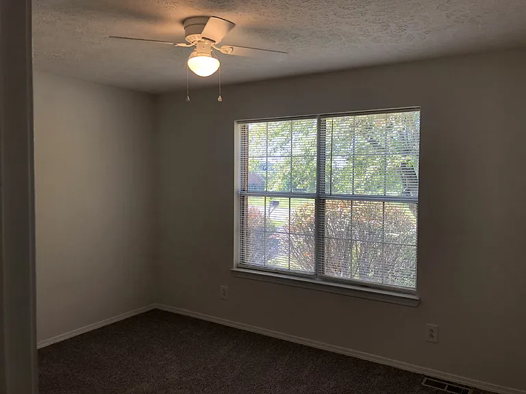 125 Old Qualls Rd — Photo 10