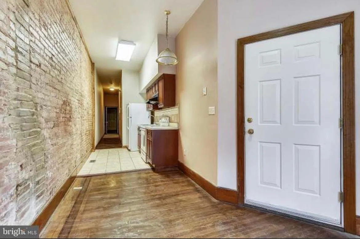 2 bed, 989 sqft, $1,022 — Photo 2