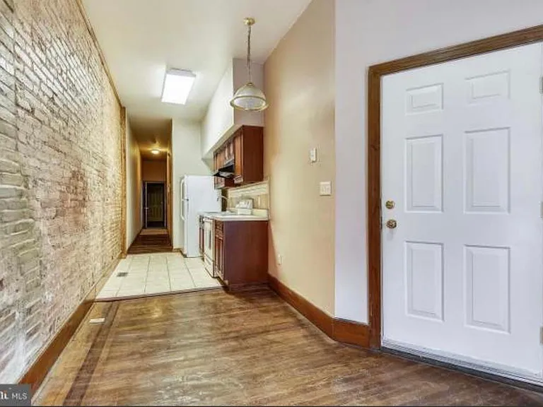 2129 Druid Hill Ave #1 — Photo 2