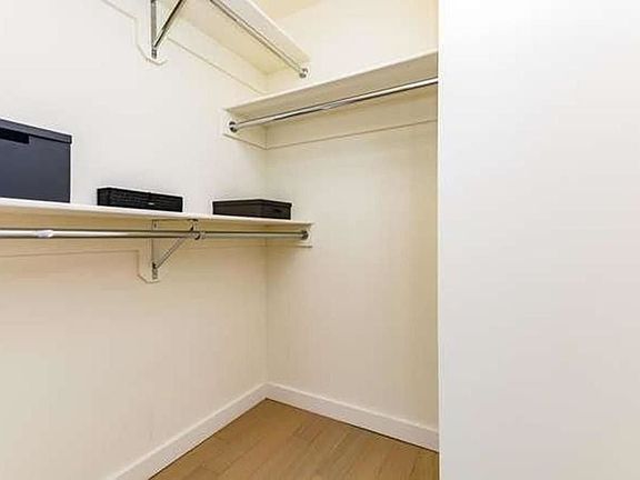 4th image of 160 Madison Ave APT 33F
