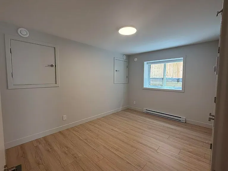 625X Kitchener St — Photo 6