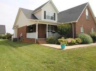 1330 Davy Crockett Dr, Murfreesboro, TN 37129