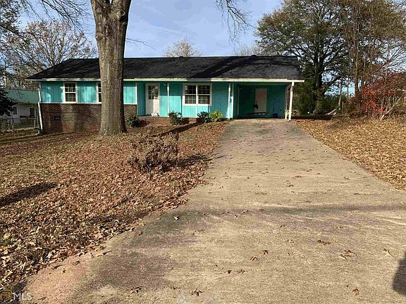 2nd image of 4820 Merlin Dr
