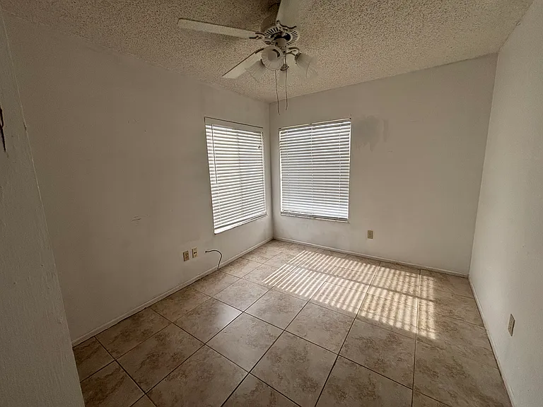 9824 Dean Acre Dr — Photo 12
