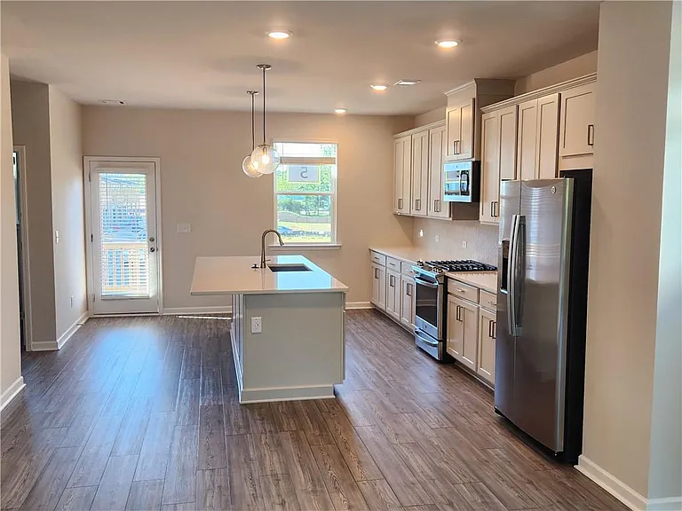 20 Peeples Dr — Photo 25