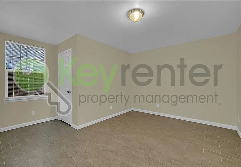 3220 2nd Ave — Photo 11