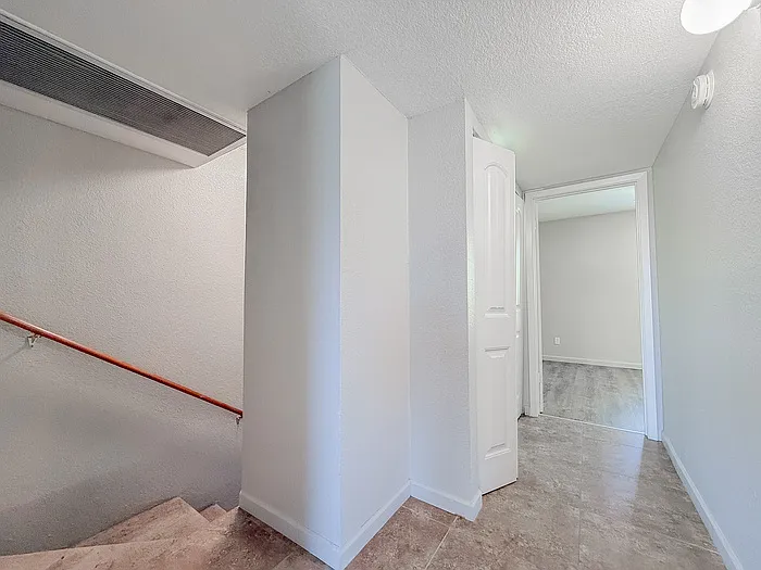 1935 W Morten Ave #27 — Photo 22