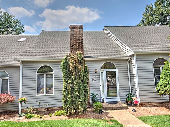 2nd image of 183 Idlewood Blvd
