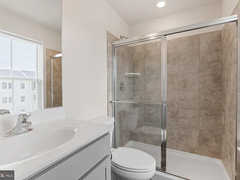 105 Milburn Dr — Photo 28