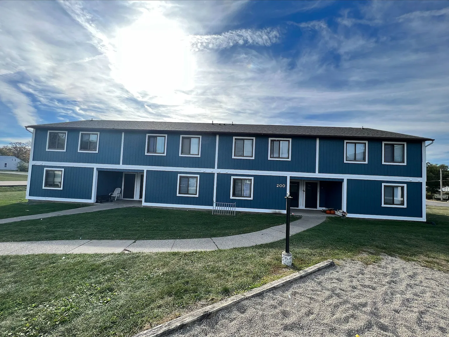 Find Your Next Home At One Oak Place — Photo 3