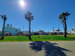 1255 Island Blvd, Crystal Beach, TX 77650