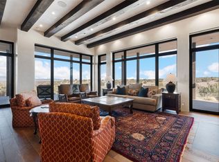 32 Via Del Caballo, Santa Fe, NM 87506