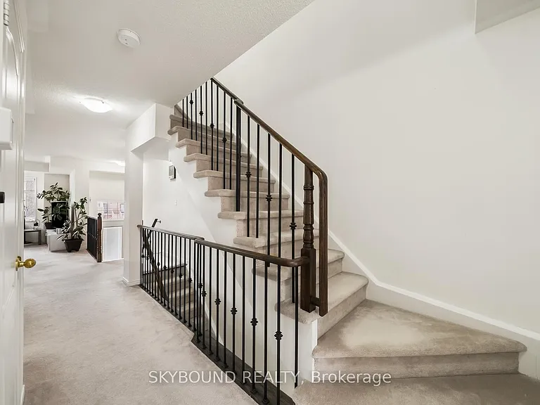 3375 Thomas St #13-14 — Photo 17