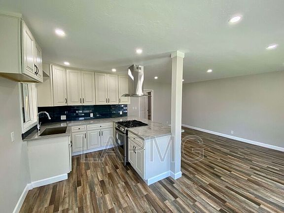 5th image of 3620 Wesley St #3620