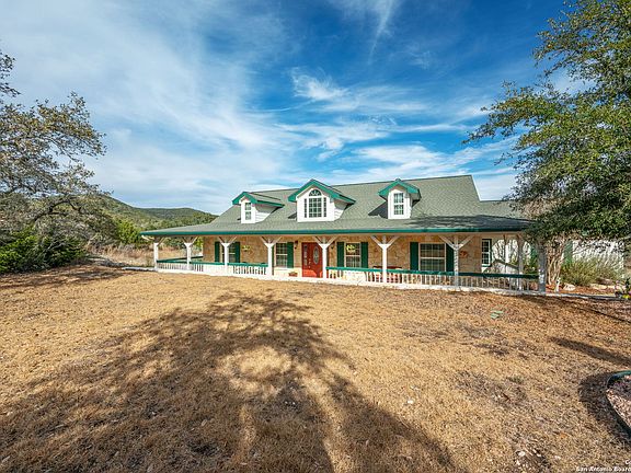 2nd image of 1424 LATIGO BLVD