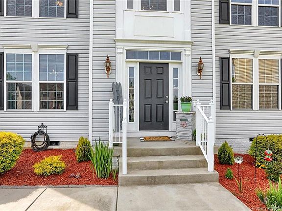 3rd image of 3524 Frederick Dr