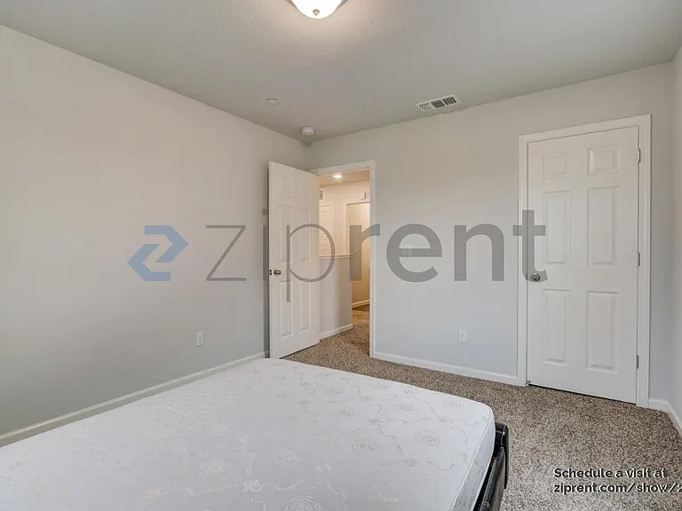 8159 Laurel Willow Ln — Photo 7
