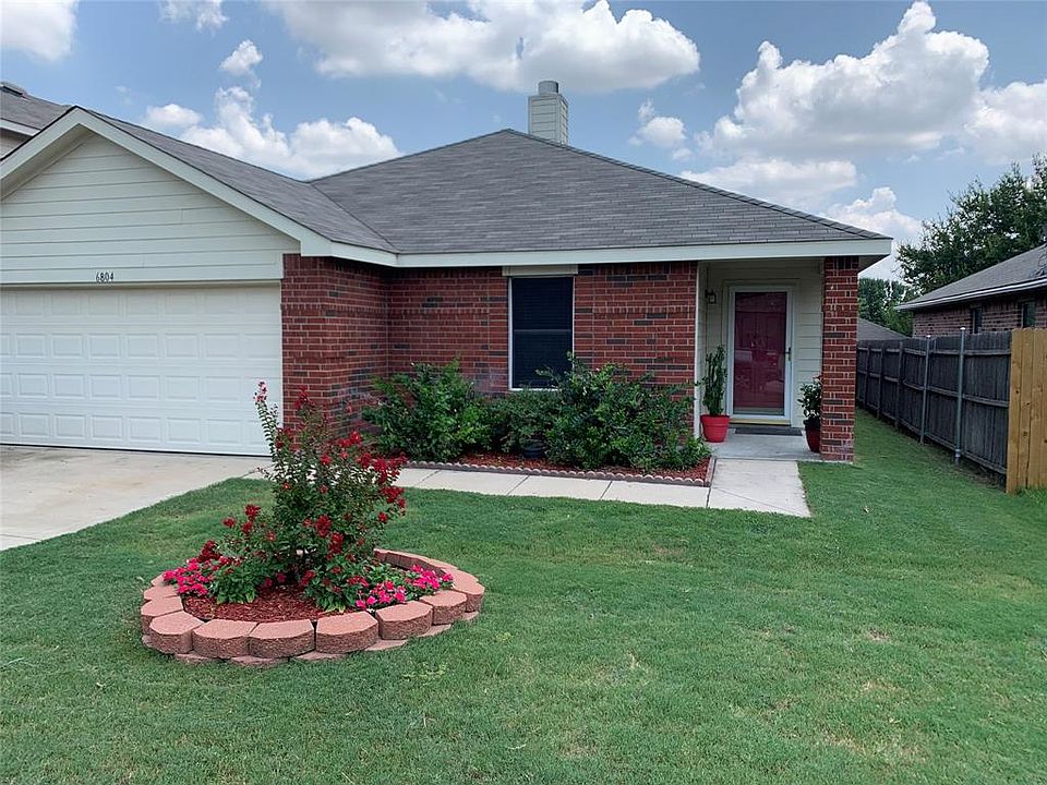 1st image of 6804 Meadow Way Ln