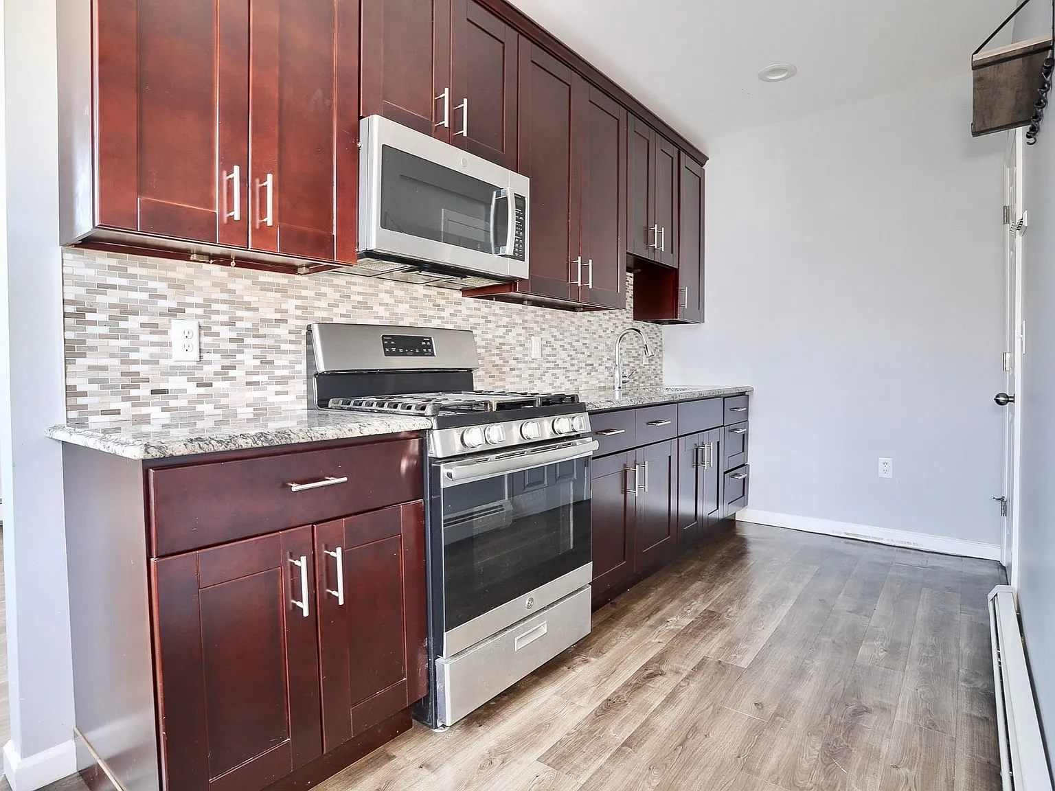 1 bed, 1.0 bath, $1,640 — Photo 1
