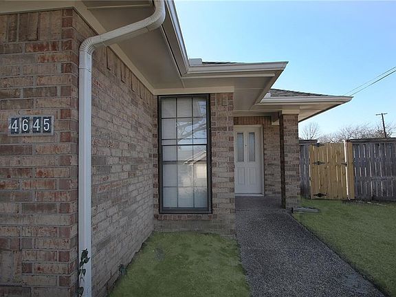 2nd image of 4645 Club Estates Pl