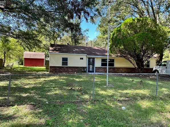 7853 Commodore Rd, Millington, TN 38053