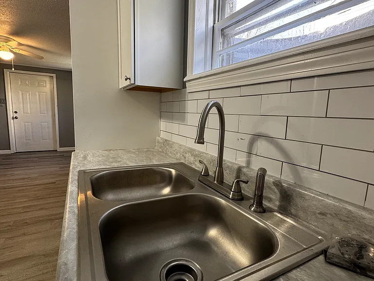 50 Mason Ct #1-4 — Photo 7
