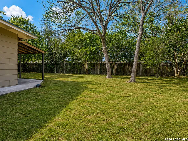 334 Shropshire Dr — Photo 27