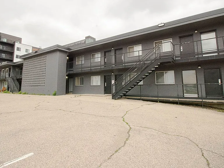 512 3rd Ave SW — Photo 4