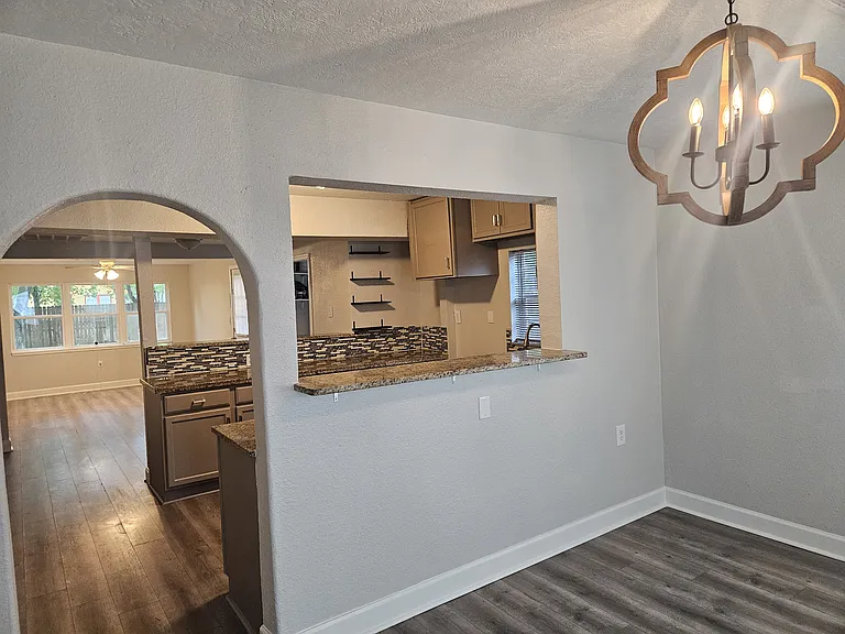 2523 7th Ave N #1 — Photo 5