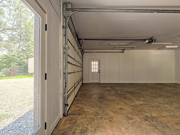 164th image of 3622 Sandy Ford Rd