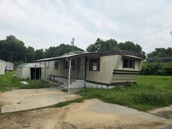 1 Victory Ave Trailer 92, Pennsville, NJ 08070