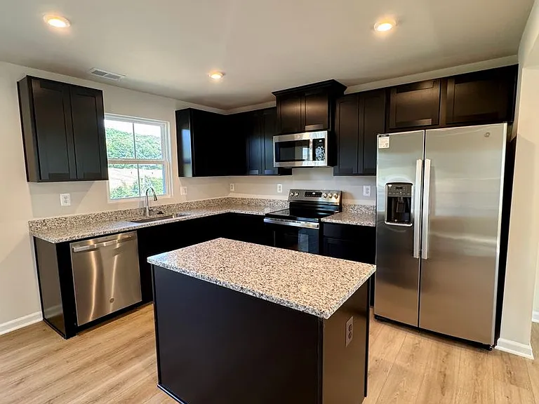 2905 Orchard Ridge Ln — Photo 6