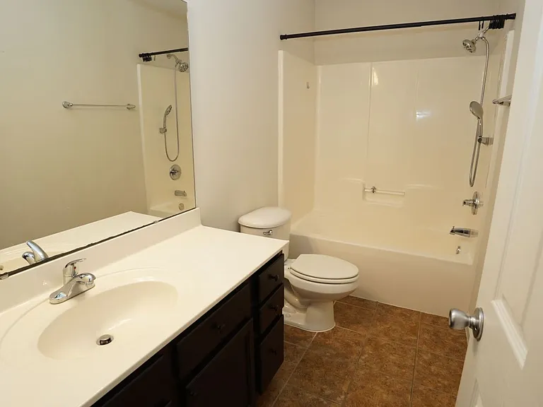 106 Farmgate Dr — Photo 16