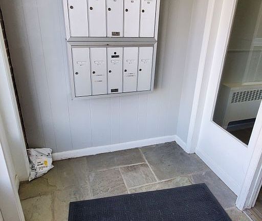 4th image of 1643 Old York Rd #3B