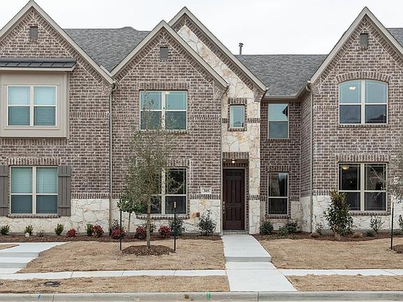 2nd image of 305 Carnaby Ct