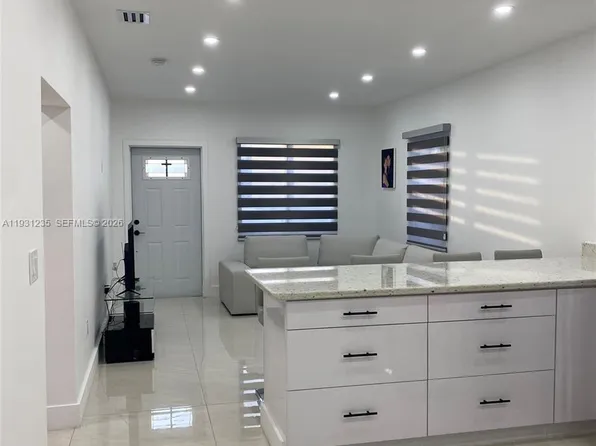 10529 NW 37th Ave, Miami, FL 33147