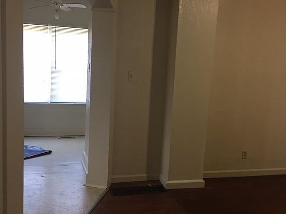3rd image of 147 Myers Ave