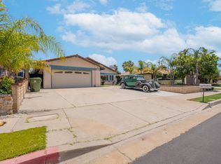 13046 Aztec St, Sylmar, CA 91342