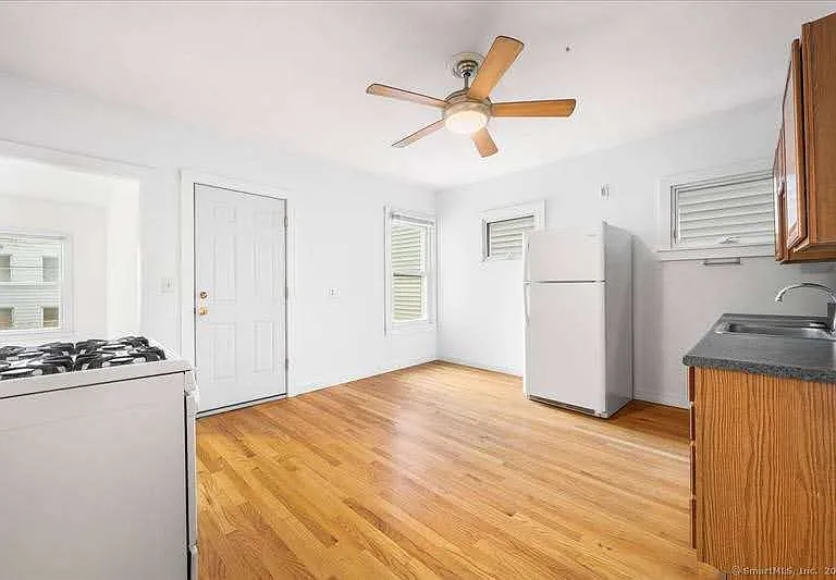 56 Nash St #2 — Photo 12