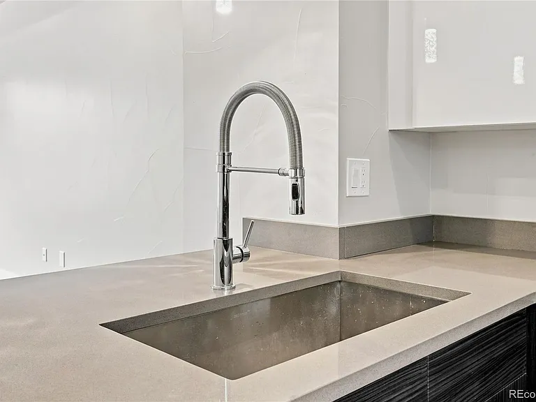 3832 Jason St #5 — Photo 21