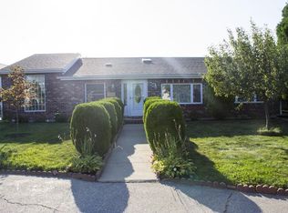 395 Stevens St, Fall River, MA 02721