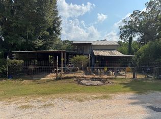 90 Jimmie Ln, Shepherd, TX 77371