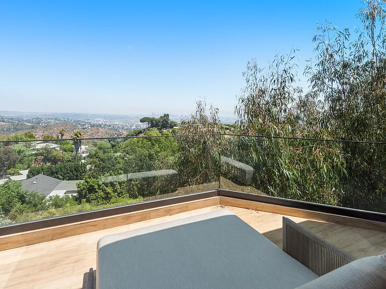 2826 Las Alturas St — Photo 24