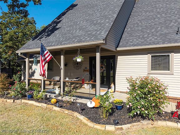 2nd image of 2309 Skye Rd