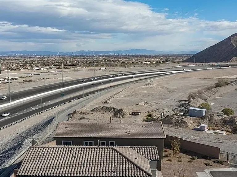5224 Sunstone Mesa Dr — Photo 32