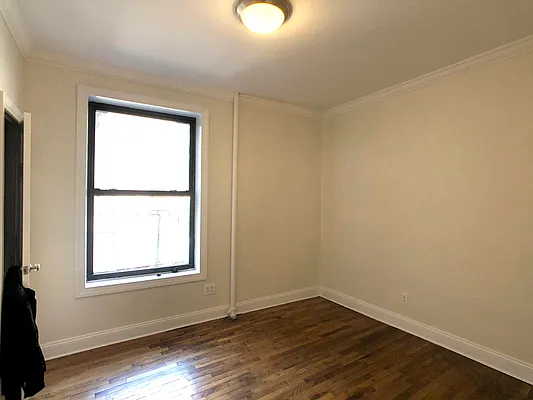 Rented by Bond New York | media 2